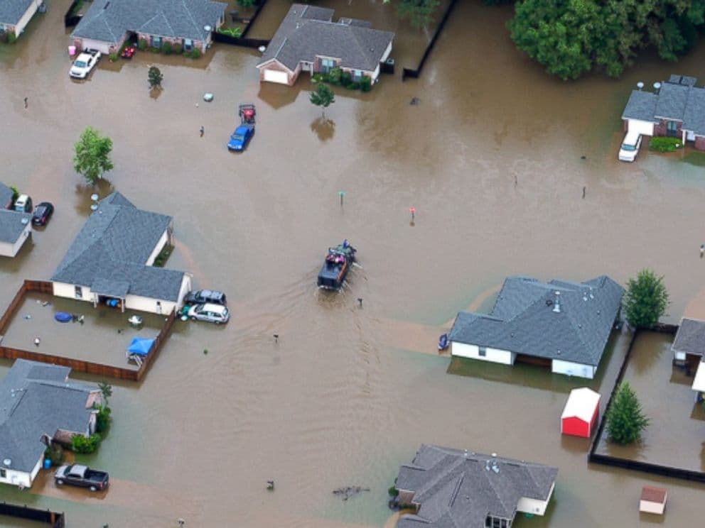 Image d'illustration pour Inondations et vague de chaleur aux Etats-Unis