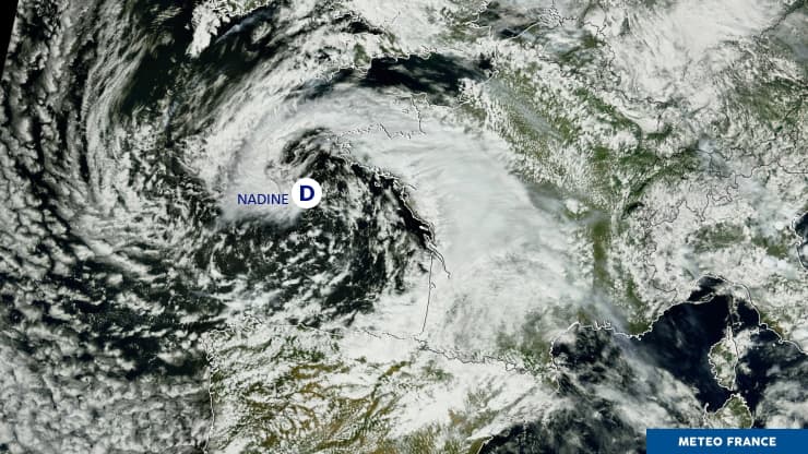 Image d'illustration pour Dépression Nadine : suivi des fortes intempéries de jeudi et vendredi 