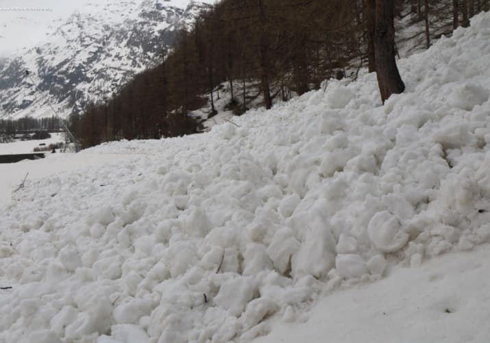 Image d'illustration pour Bilan provisoire des accidents d'avalanche de la saison 2015 / 2016