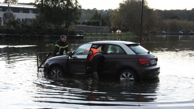 Image d'illustration pour Les grandes marées provoquent quelques inondations