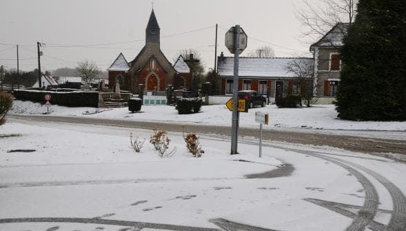 Image d'illustration pour Neige et verglas entre Nord Pas de Calais, Picardie et Normandie