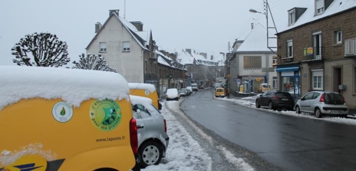 Image d'illustration pour La neige tombe jusqu'en plaine mais avec parcimonie