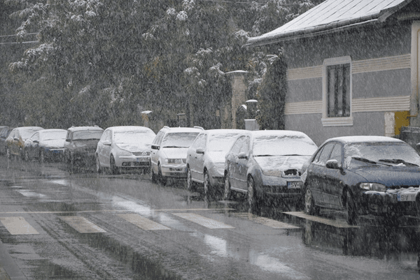Image d'illustration pour La neige arrive sur l'Europe de l'Est