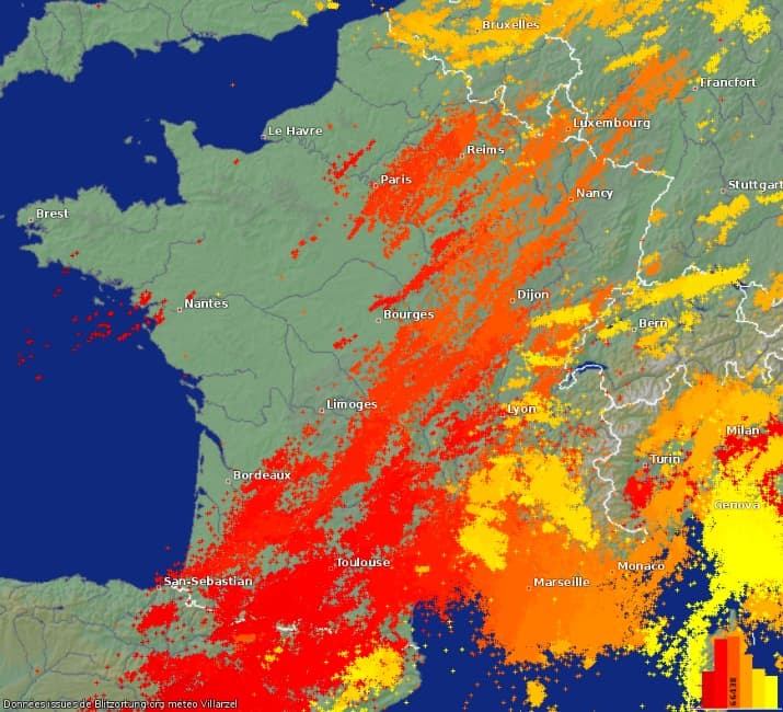 Image d'illustration pour Grêle et foudre lors des orages des 12 et 13 août