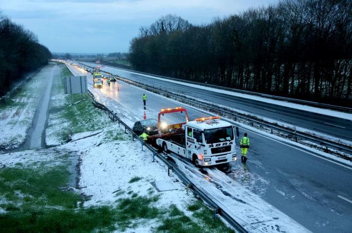 Image d'illustration pour La saison des orages débute - Grêle à Pau